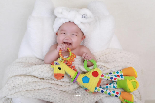 德阳宝宝的口欲期